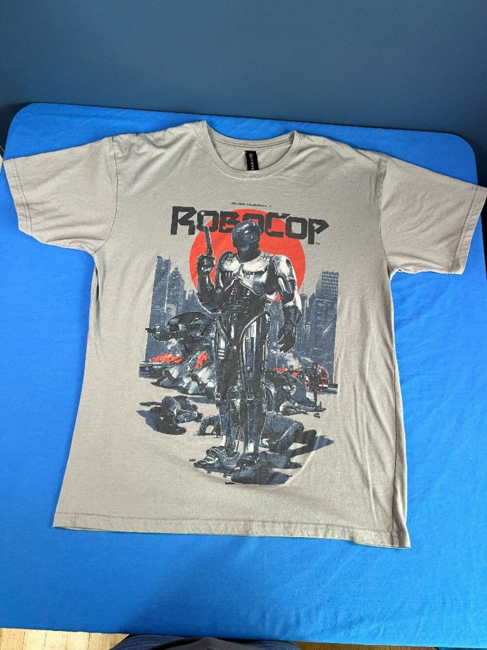 Loot Crate Exclusive Alex Murphy Is RoboCop T-Shirt Size Large
